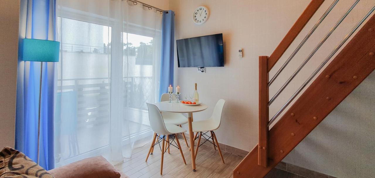 Holiday Home Slavia New S8 Miedzyzdroje Z Antresola I Balkonem Przy Plazy エクステリア 写真